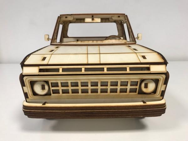 Ford F100 BJ1965 - 3D Laser Cut Modell Frontansicht